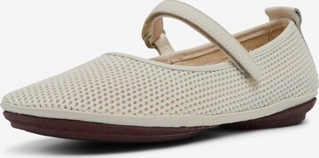 CAMPER Ballet Flats 'Right Nina' in Beige: front