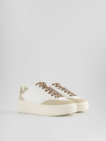 Bershka Platform trainers in White