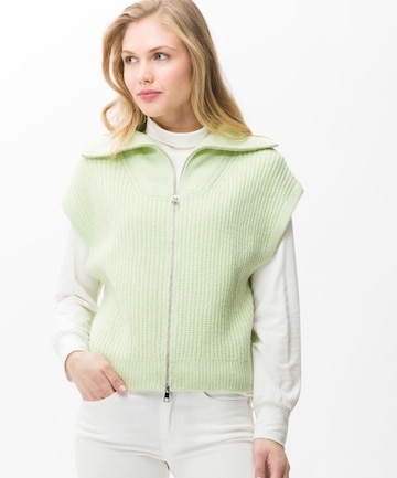 BRAX Knitted vest in Green: front