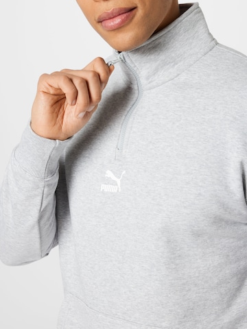 PUMA Sweatshirt in Grey