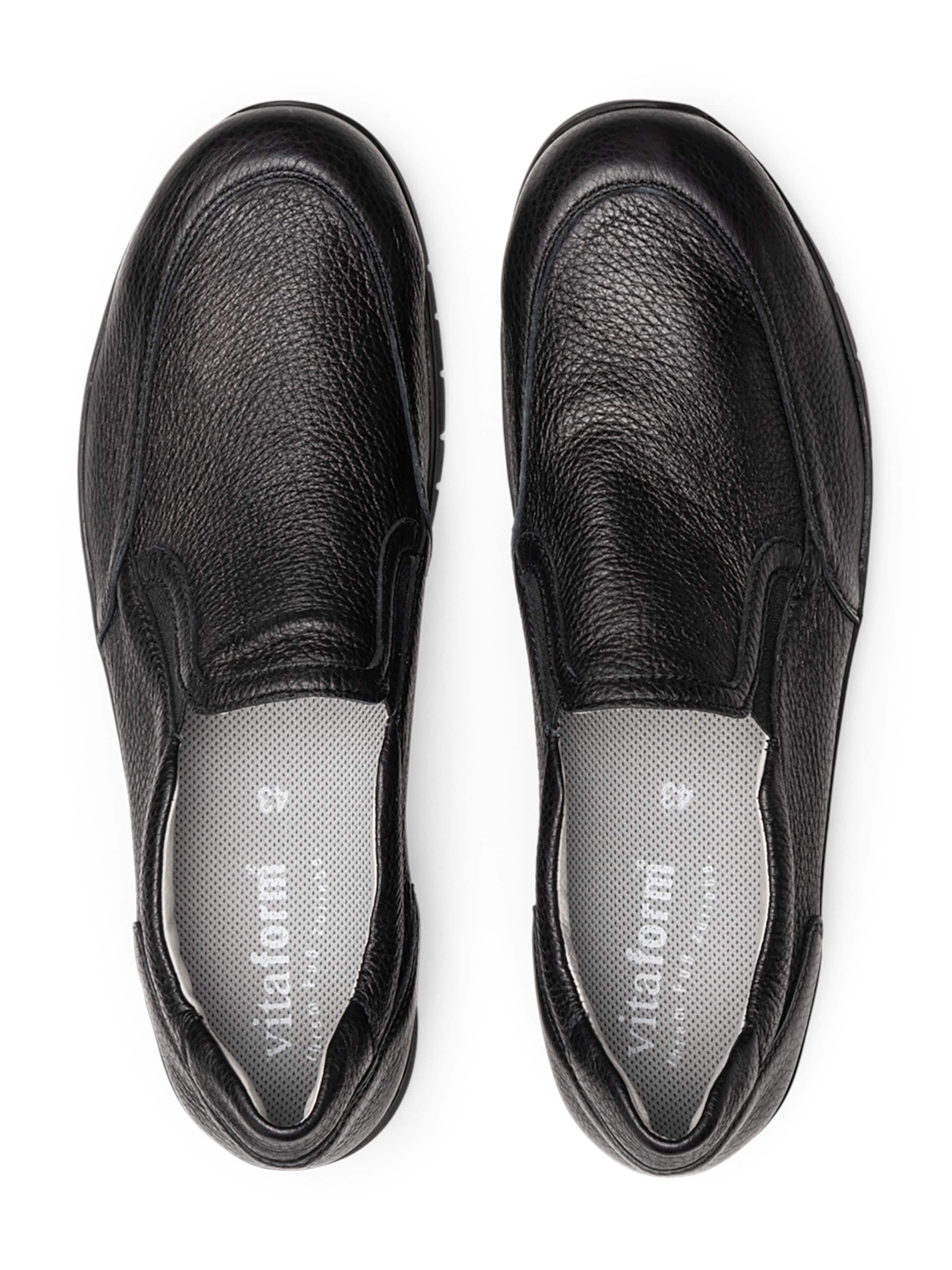 VITAFORM Classic Flats in Black
