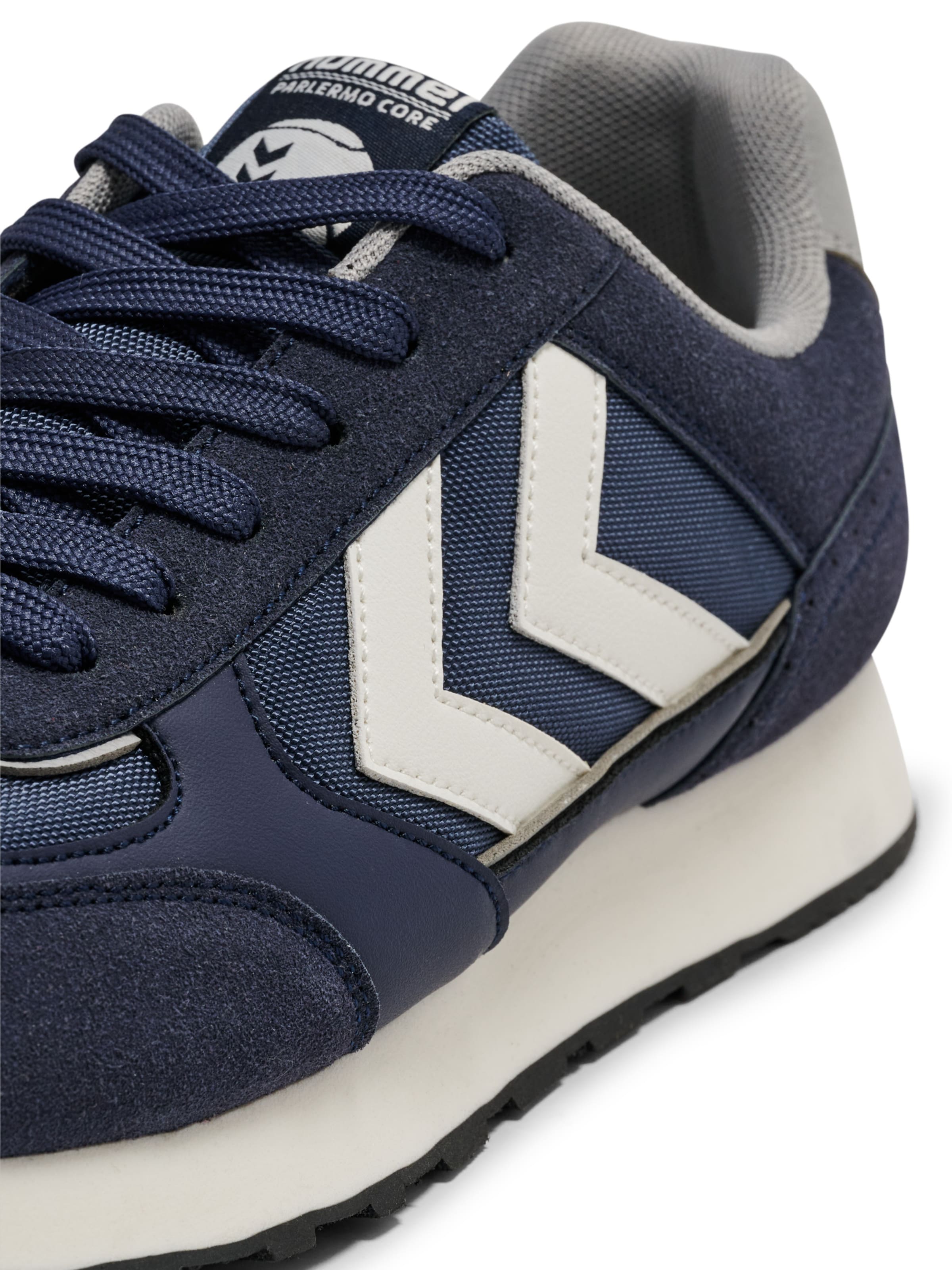 Hummel Sneaker in Blau