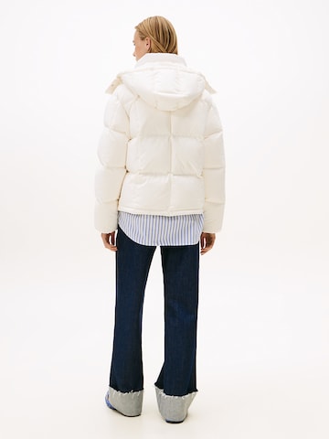 Veste d’hiver 'Alaska' Tommy Jeans en blanc