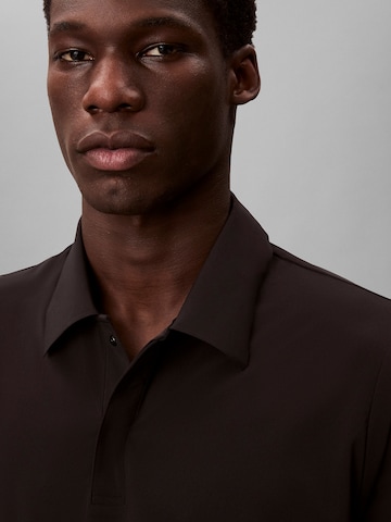 T-Shirt Calvin Klein Sport en marron