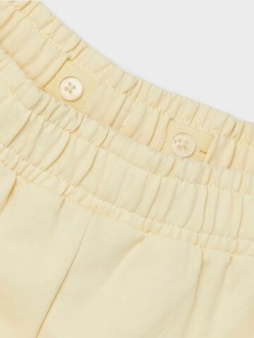 Regular Pantalon 'Nukka' NAME IT en jaune