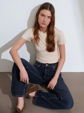 Dilvin Blusen in Beige: Vorderseite