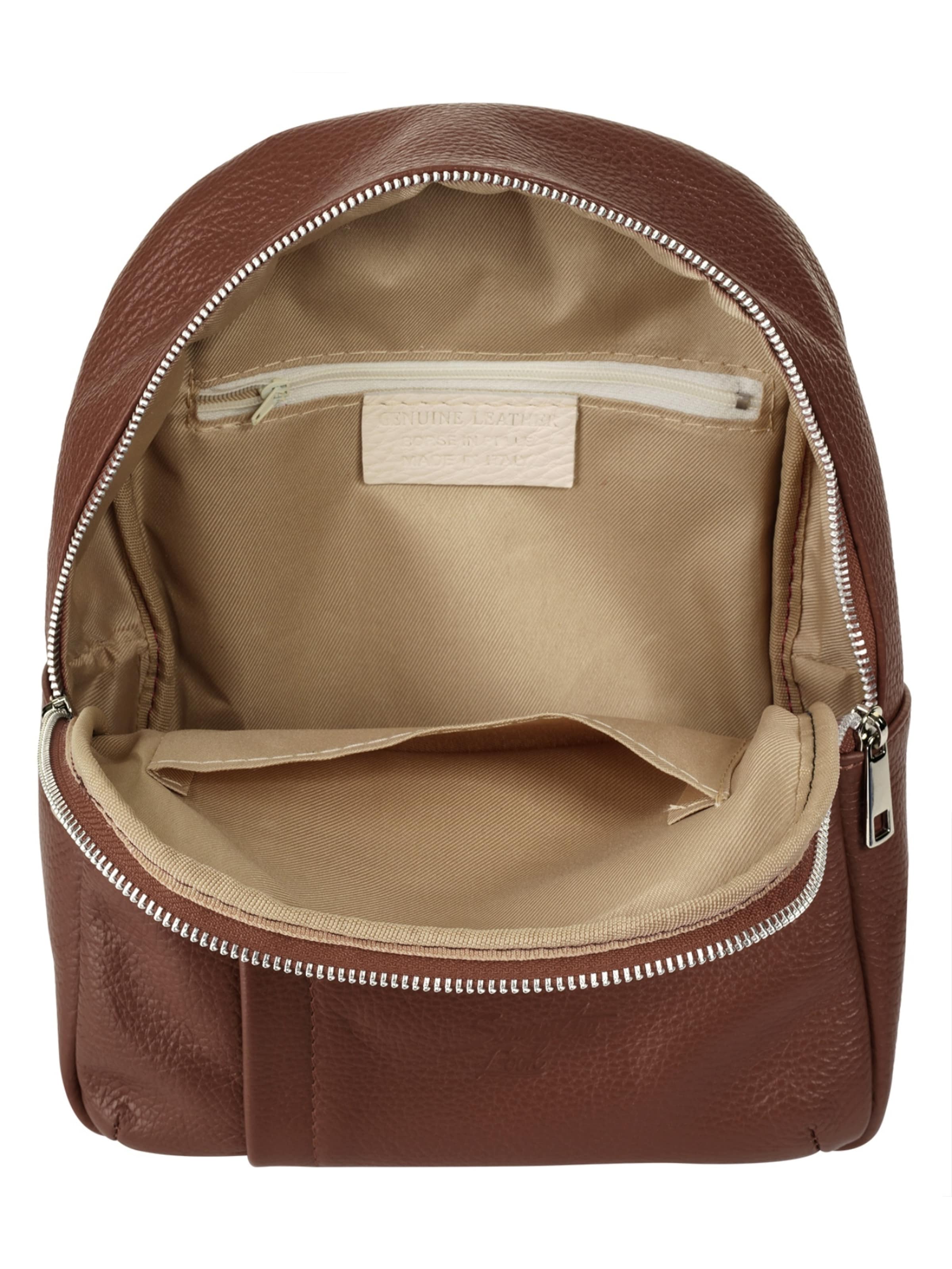 Samantha Look Backpack in Brown
