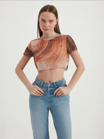 Hiccup T-Shirt in Orange: Vorderseite