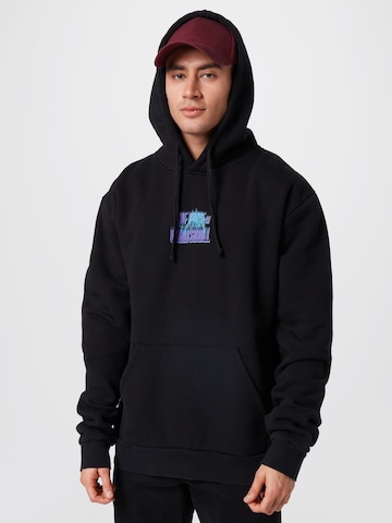 Pacemaker Sweatshirt in Black: front