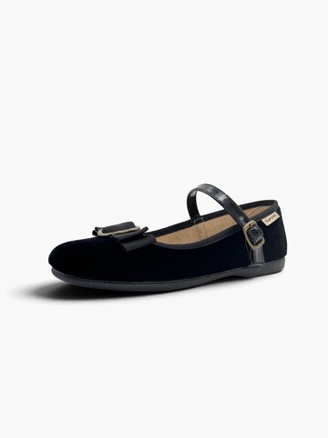 Pisamonas Ballerina‌‌‌‌‌‌‌‌‌ in Schwarz: Vorderseite