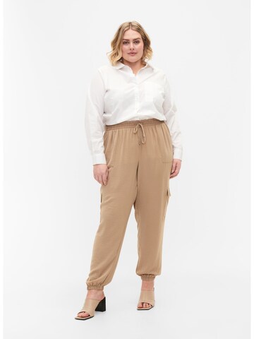 Zizzi Tapered Cargo Pants 'Cajoy' in Beige