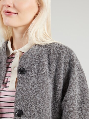 Noella Välikausitakki 'Marnie' värissä harmaa