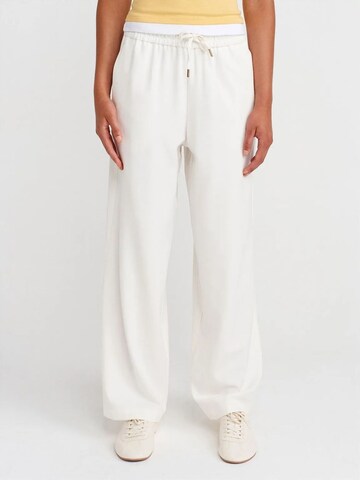 Dilvin Wide leg Trousers in White
