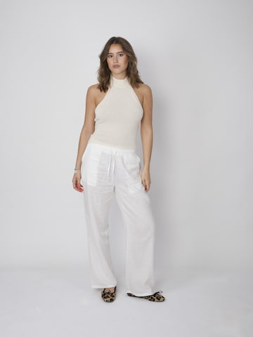 Wide leg Pantaloni di SHAMBLES in bianco