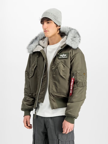ALPHA INDUSTRIES Winter jacket '45P' in Green: front