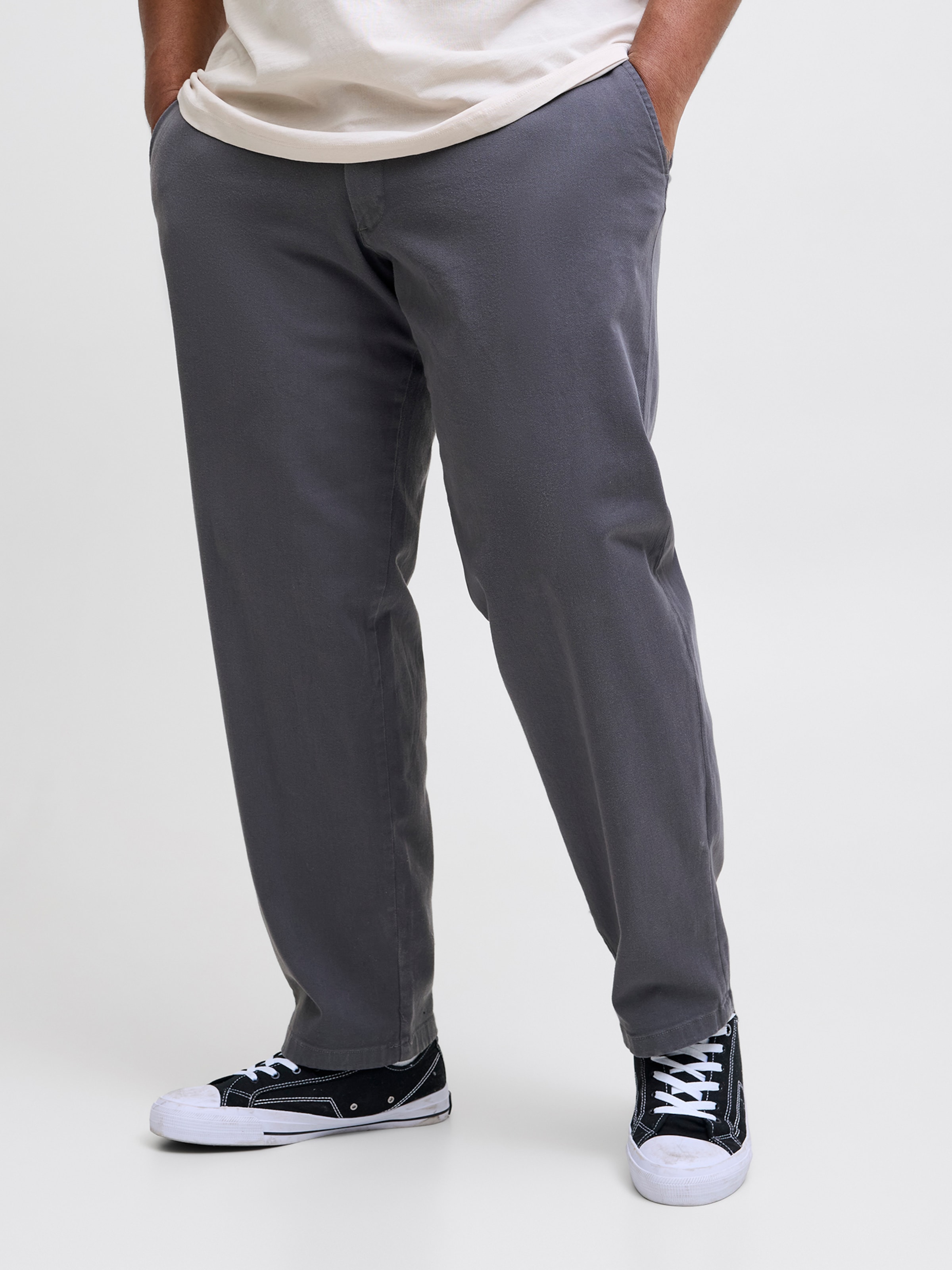 Chinos (Loose fit) for men | Buy online | ABOUT YOU