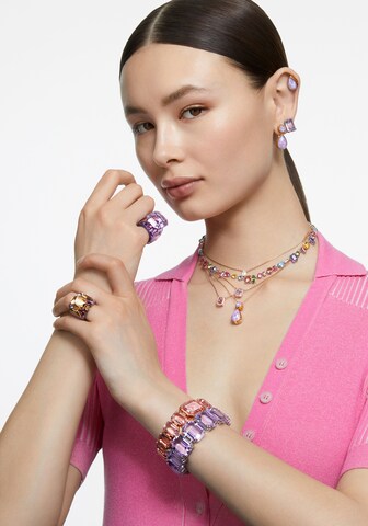 Swarovski Náušnice – fialová: přední strana