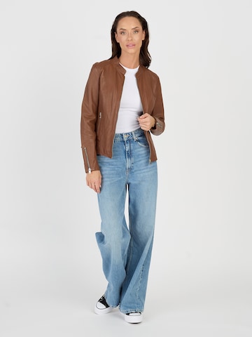 JCC Tussenjas in Bruin