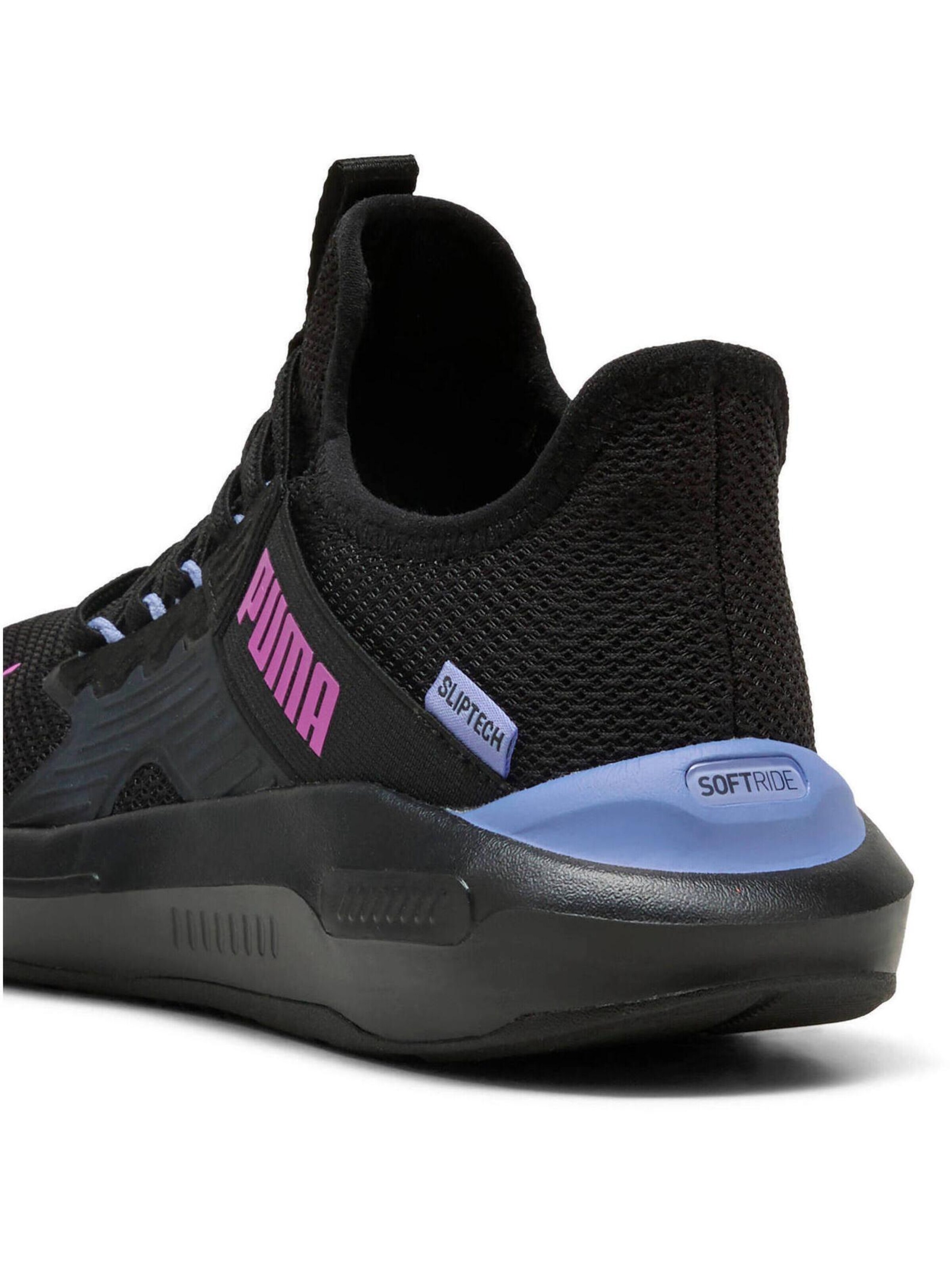 Scarpa sportiva di PUMA in nero