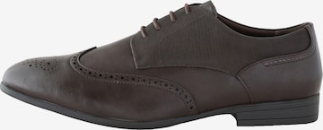 Next Nauhakengät värissä ruskea: etupuoli