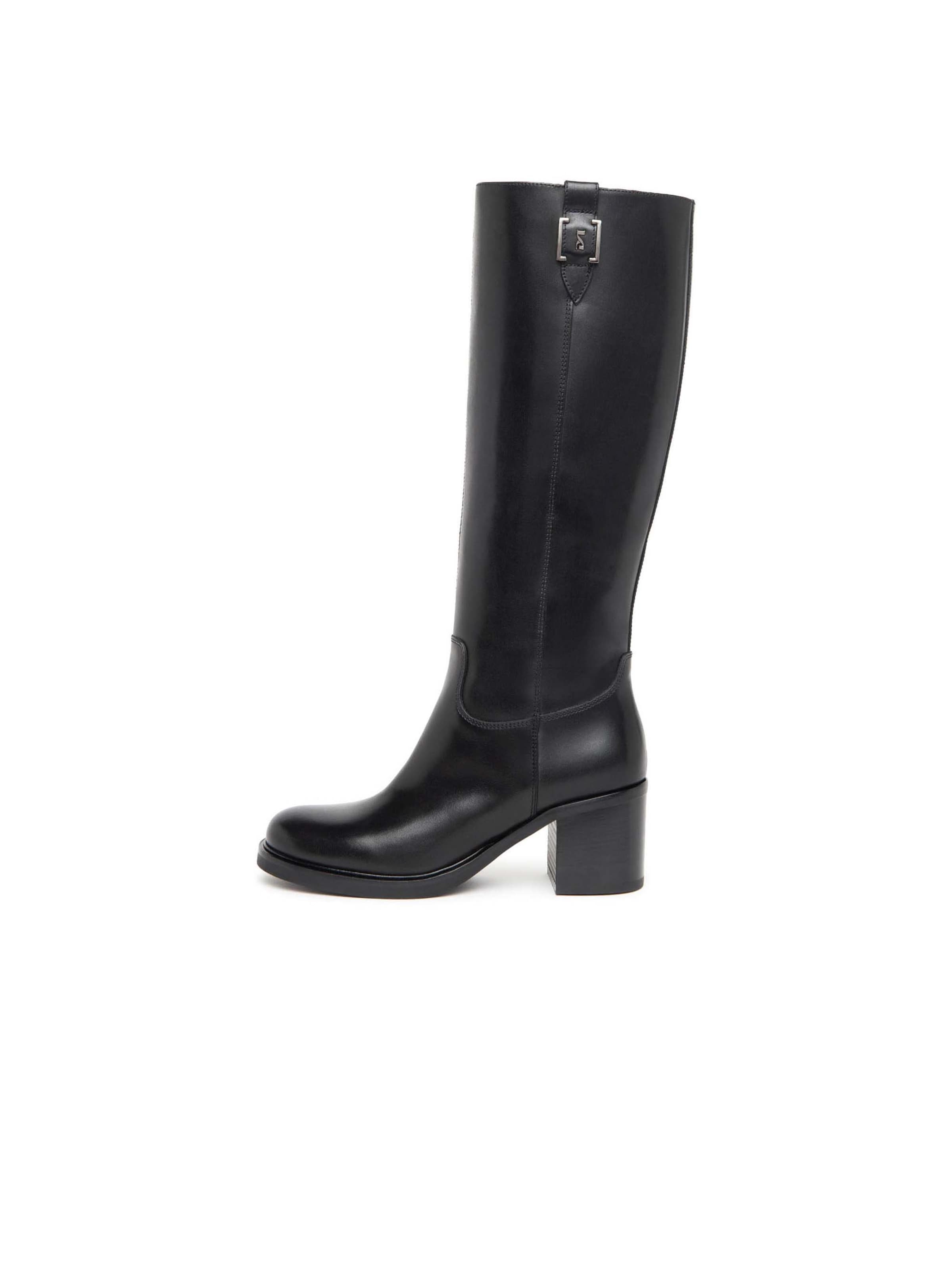 Nero Giardini Laarzen 'Tr Imola 7120' in Zwart: voorkant