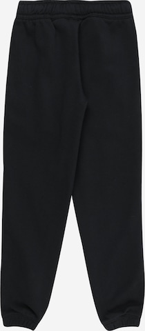 Effilé Pantalon 'AMPLIFY' Nike Sportswear en noir