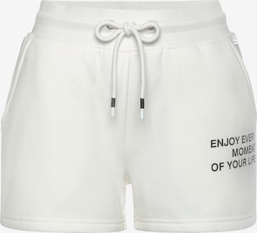 BUFFALO Normální Kalhoty – bílá: přední strana