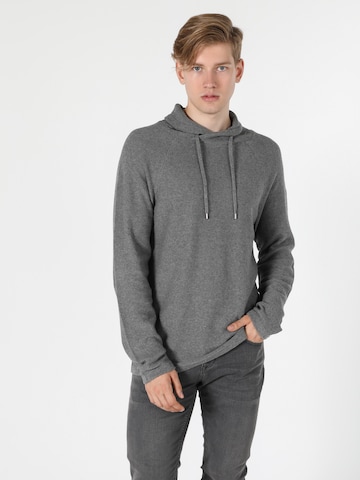 Colin's Sweater in Grey