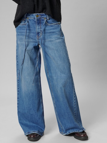 My Essential WardrobeWide Leg/ Široke nogavice Traperice 'MWKaro 144' - plava boja: prednji dio