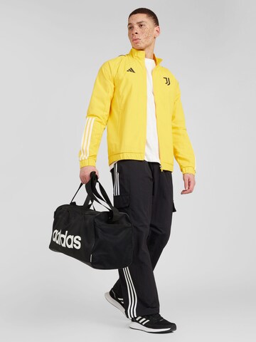 ADIDAS PERFORMANCE - Casaco deportivo 'JUVE' em amarelo