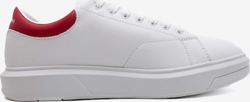 ARMANI EXCHANGE Sneakers in White