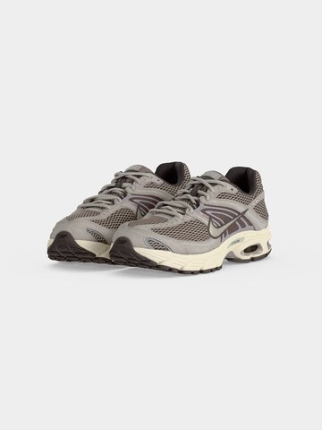Nike Sportswear Nizke superge 'AIR MAX MOTO 2K' | siva barva