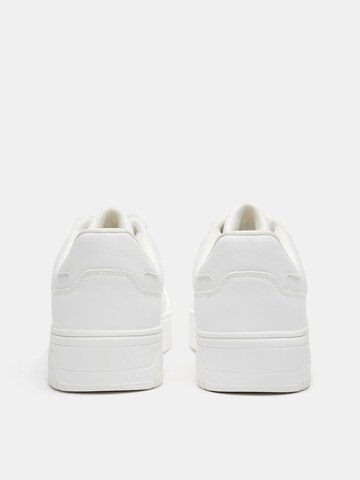 Baskets basses Pull&Bear en blanc