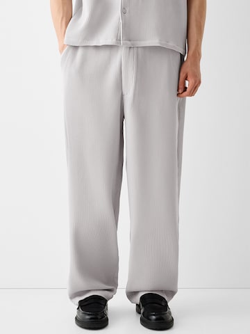 Bershka Loosefit Hose in Grau: predná strana