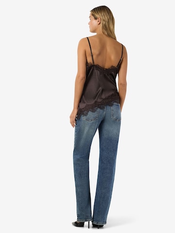 Haut Noisy may en marron