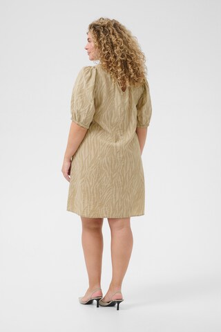 Robe 'Elna' KAFFE CURVE en beige