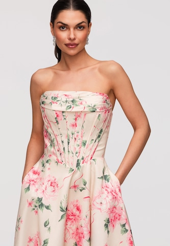 Ombre Evening dress in Beige