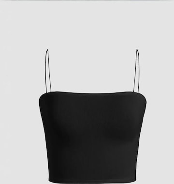 Hiccup Top in Black: front