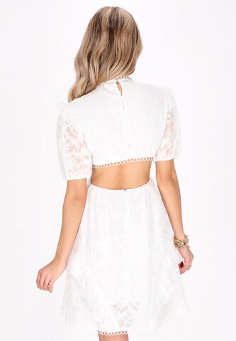 IZIA Summer dress in White