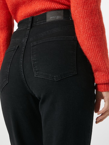 Loosefit Jeans de la Gina Tricot pe negru