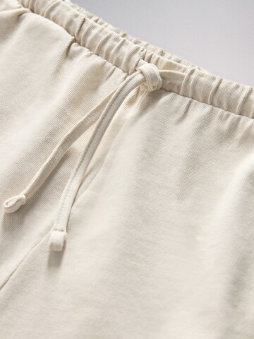 The Set Regular Shorts in Beige