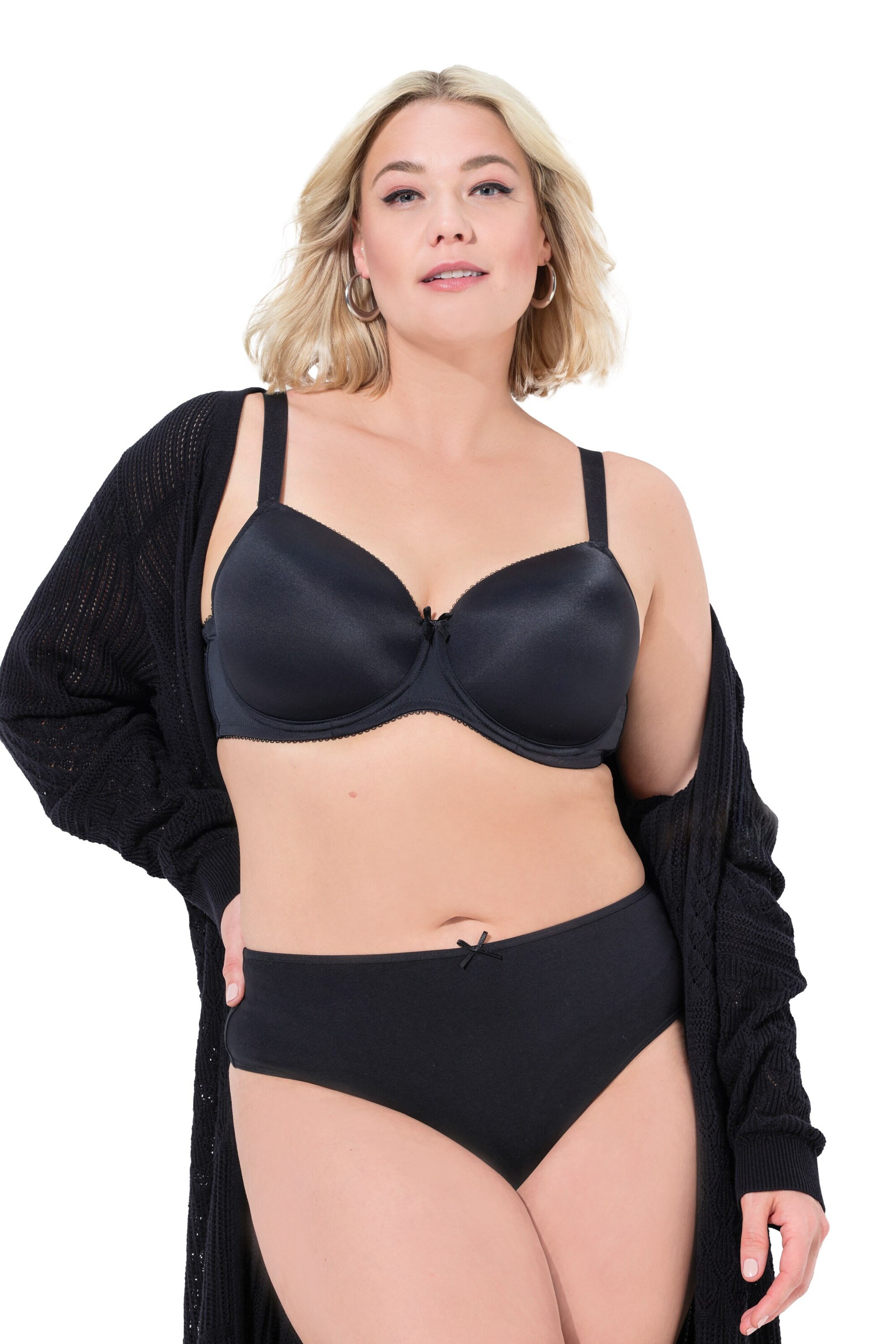Ulla Popken Thong in Black: front