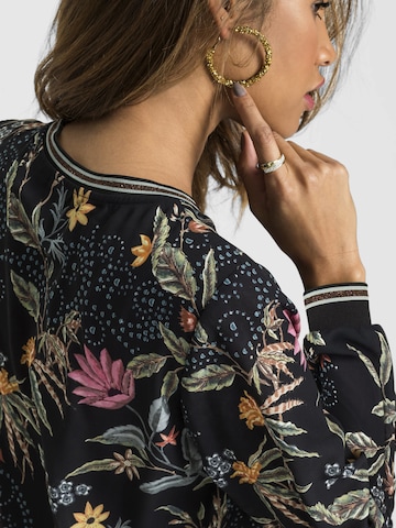 Camicia da donna di bonprix in nero
