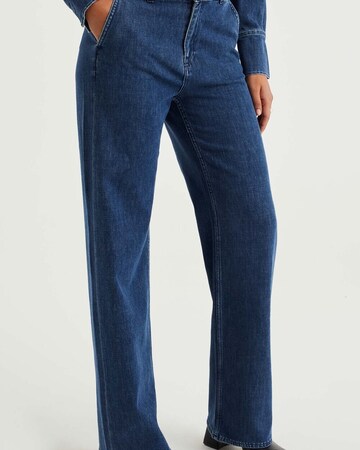 WE Fashion Flared Jeans in Blauw