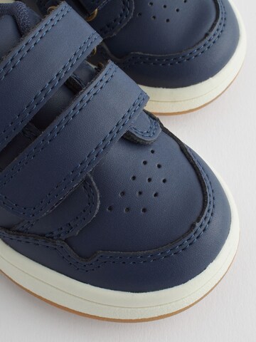 Baskets Next en bleu