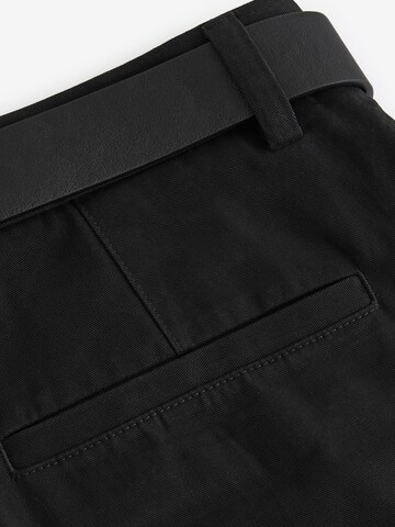regular Pantaloni chino di Next in nero