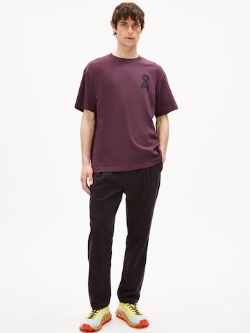 T-Shirt ARMEDANGELS en rouge