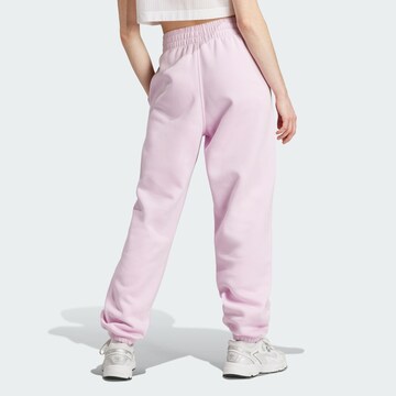 ADIDAS ORIGINALS Tapered Broek 'Essentials Fleece' in Roze