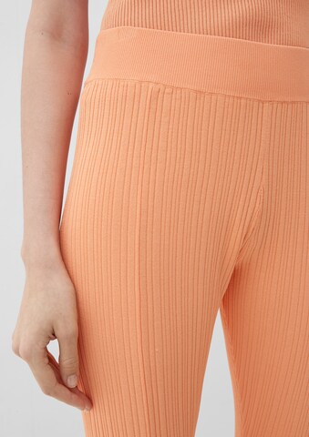 s.Oliver Flared Hose in Orange