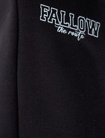 Koton Regular Trousers in Black